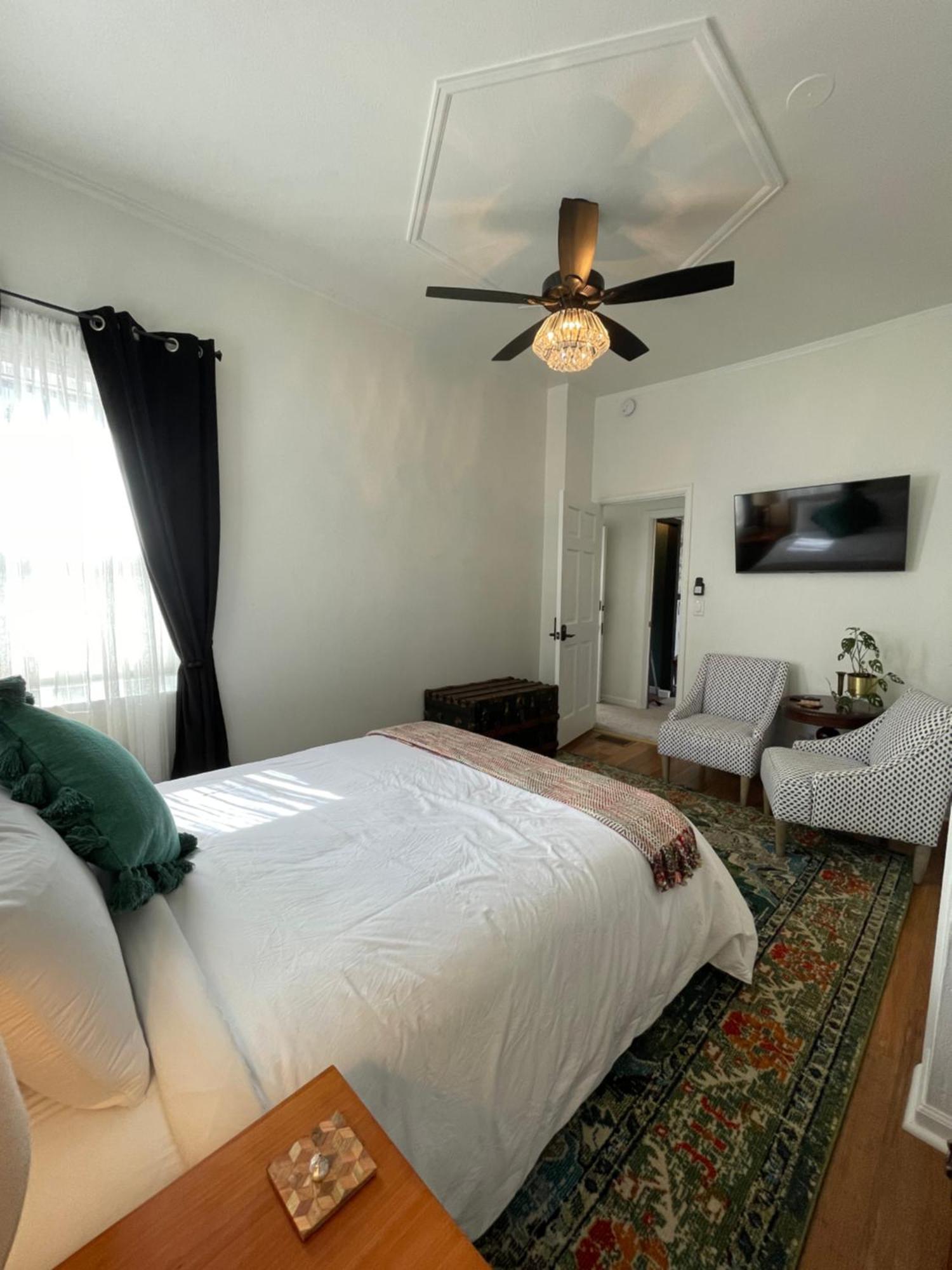 Flora House Денвер Экстерьер фото